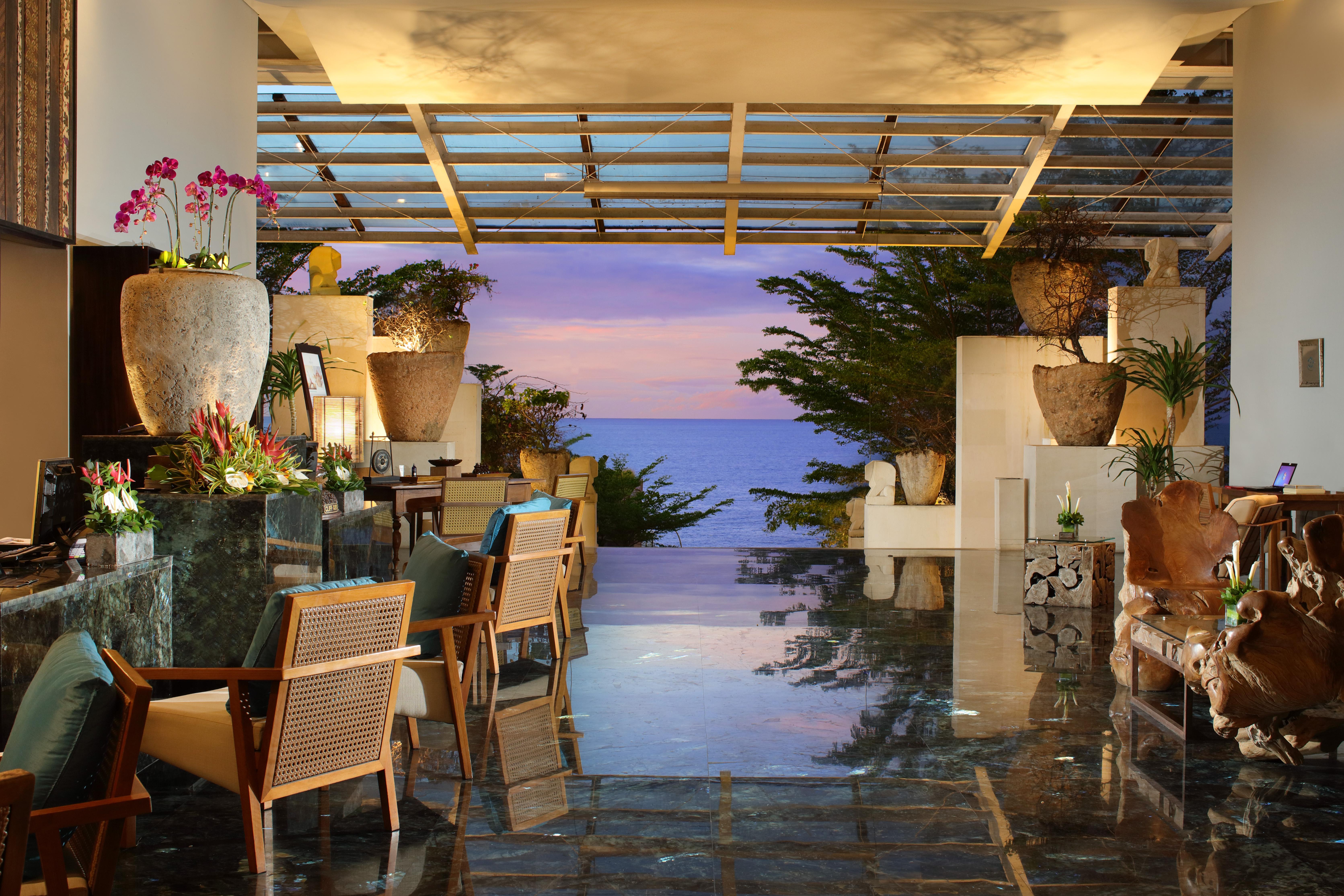 Anantara Uluwatu Bali Resort Ngoại thất bức ảnh The Beach Club at the InterContinental Sanctuary Cove Resort